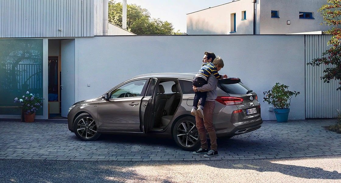 I30 pde highlights roomy elegance comfortable vers 20210114
