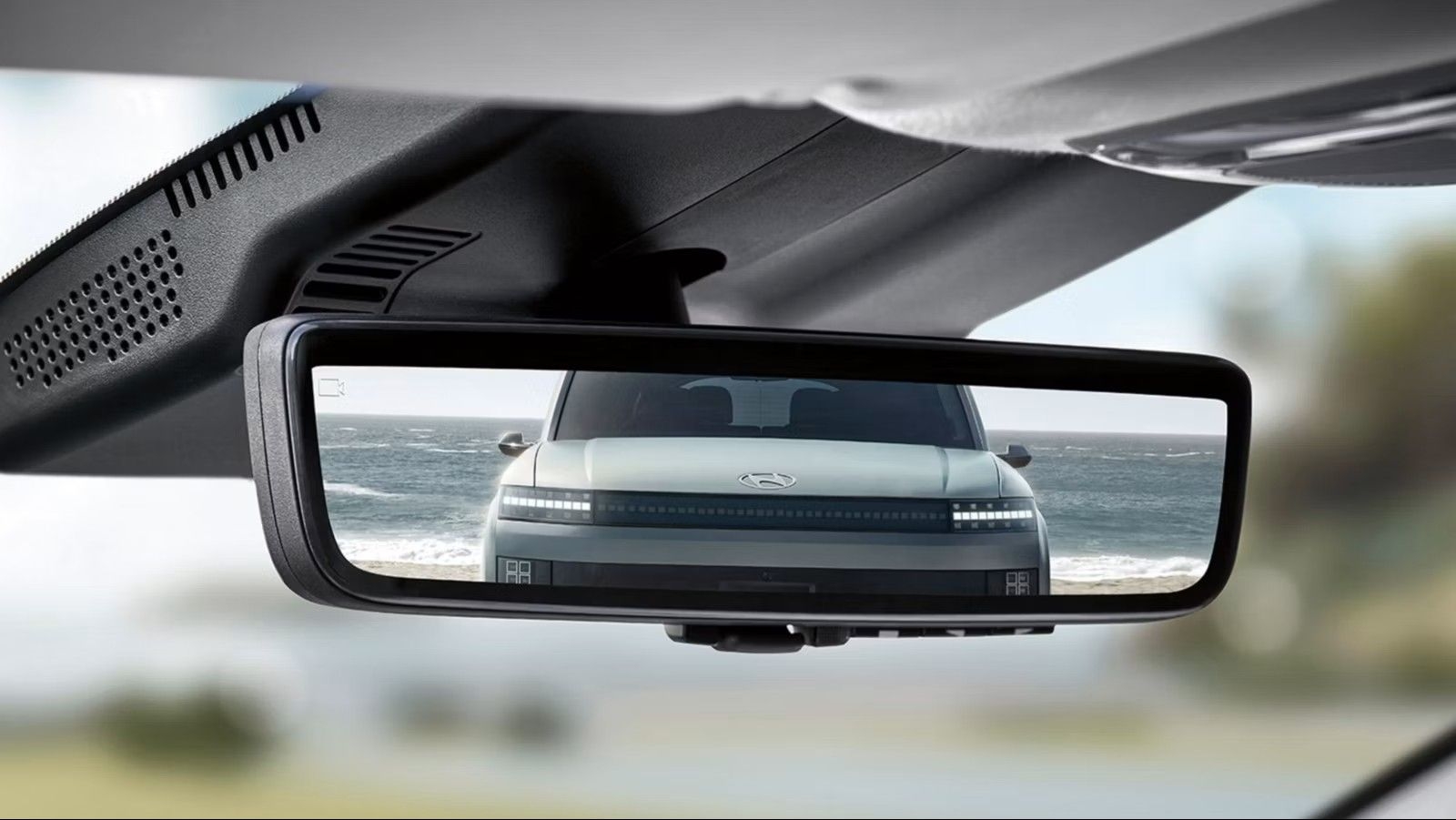 Hyundai ioniq 9 digital centre mirror on fdcg 16x9
